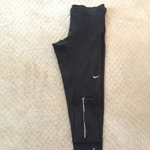 Nike black leggings